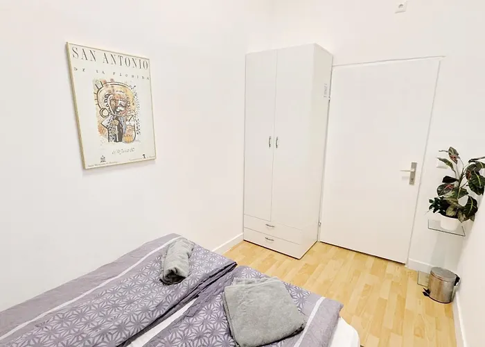 Comfortable In Lugner Area منزل للإقامة فيينا